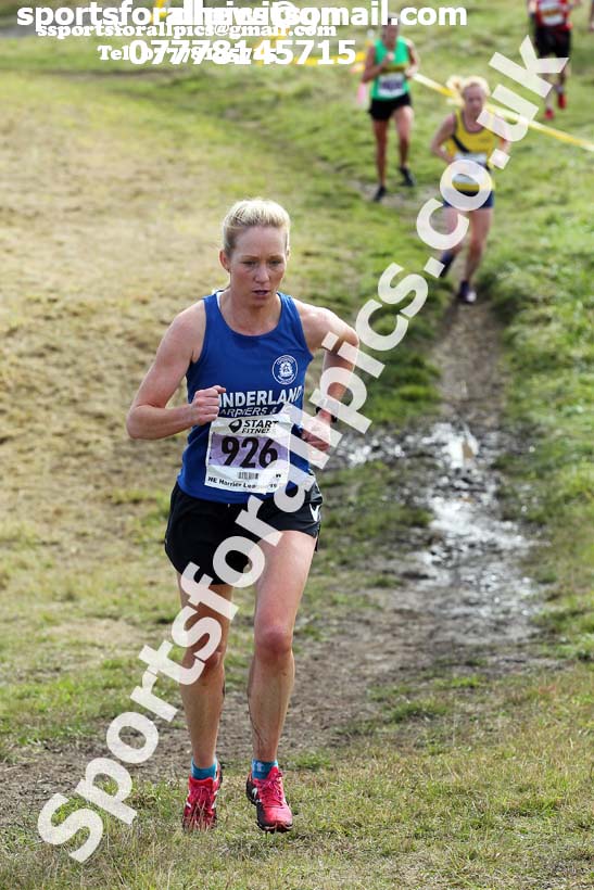 Senior womens 2019 Start Fitness Harrier League, Wrekenton, Gateshead. Photo: David T. Hewitson/Sports for All Pics